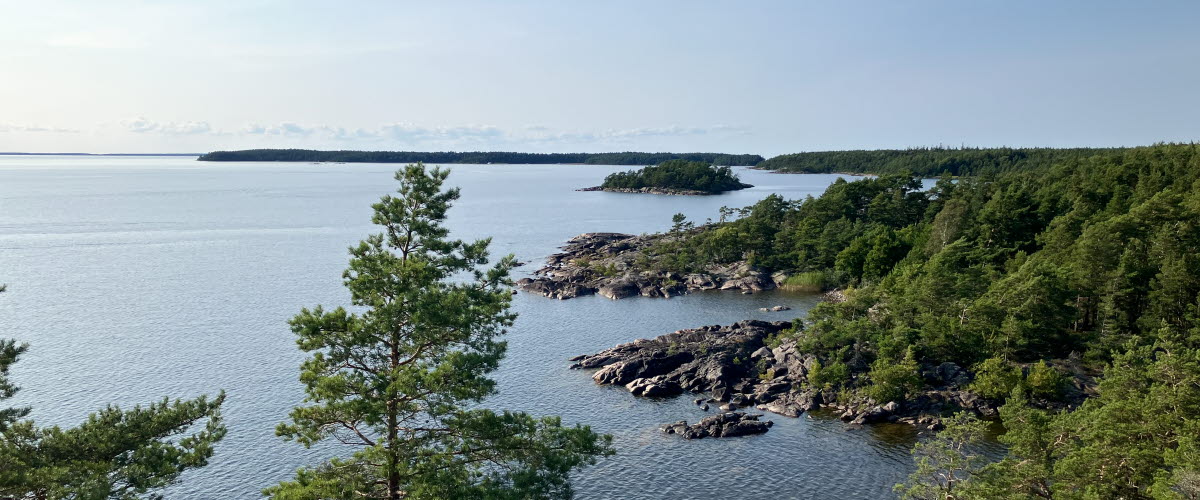 View of rocks, water and archipelago i lake Vänern.