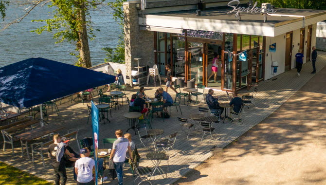 Spiköns Café