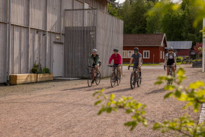 The Tannery Club, Floda