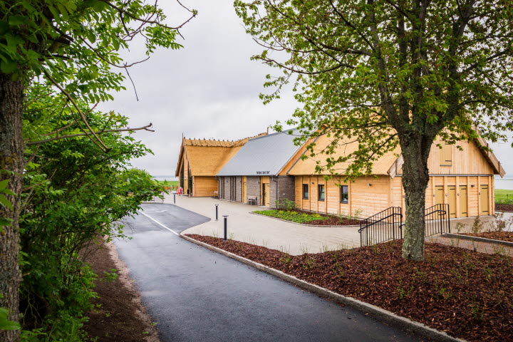 Mysiga cafer med hrlig god fika runt Hornborgasjn. I Skvde finns flera cafer dr du kan fika med vnner, kanske g p dejt eller bara vila benen efter en Cafer vid Hornborgasjn - Vstsverige