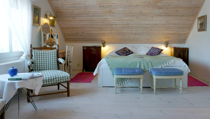 Mysigt inrett rum på Villa Weidling B&B.