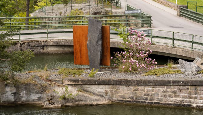 The sculpture Door and Canal in Trollhättan