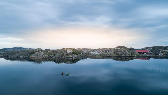Two cayaks in the archipelago of Bohuslän