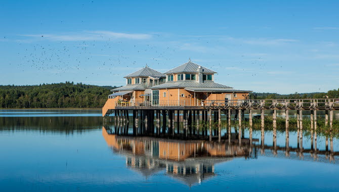 kallbadhuset i sjön i Ulricehamn