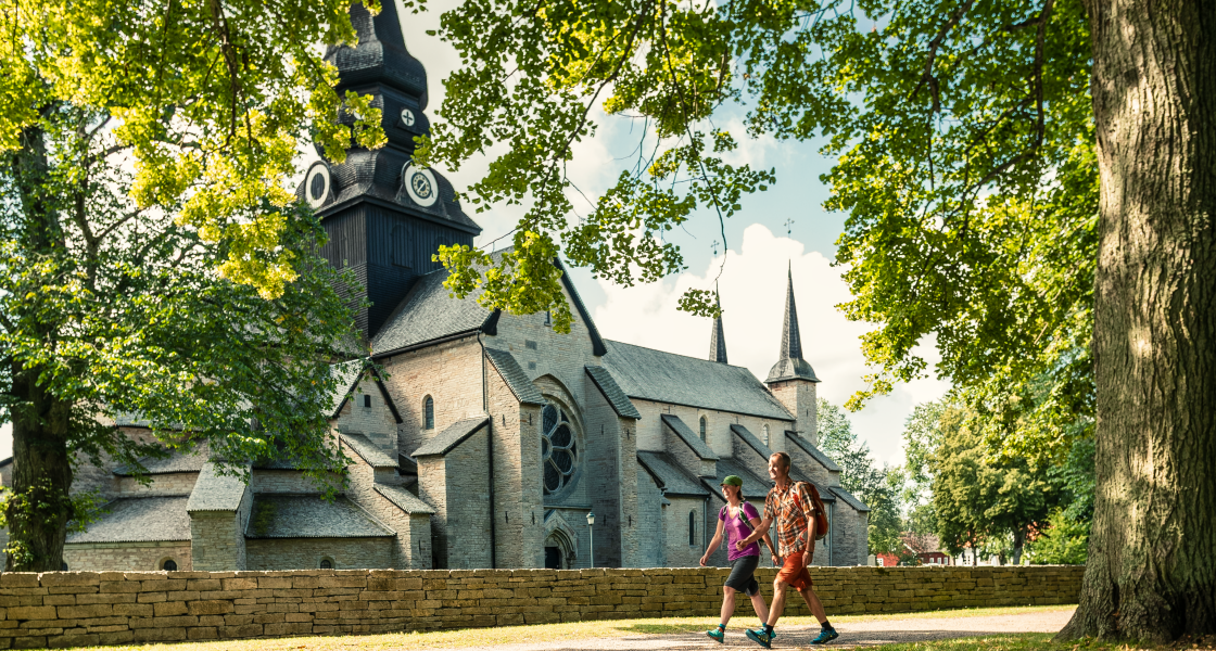 Besökare på Kata Gård