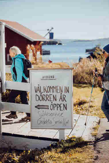 Dyrön