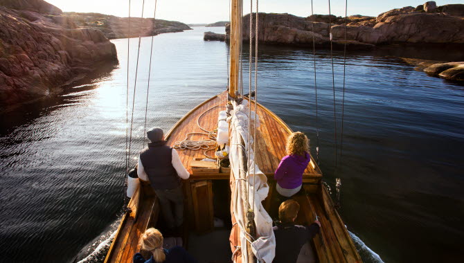 Boat out on a oystersafari