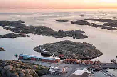 Skärhamn, Tjörn