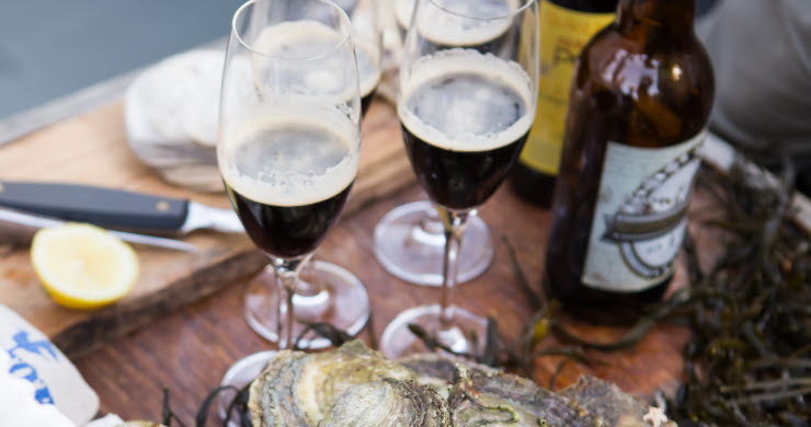 Porter and oysters