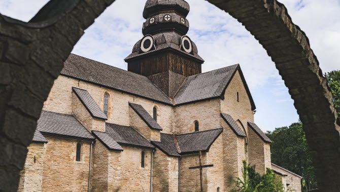 Varnhems klosterkyrka, Platåbergens Geopark
