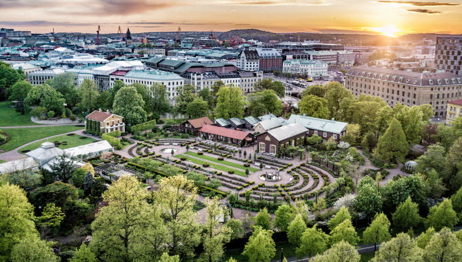 Vy över Trädgårdsföreningen i centrala Göteborg