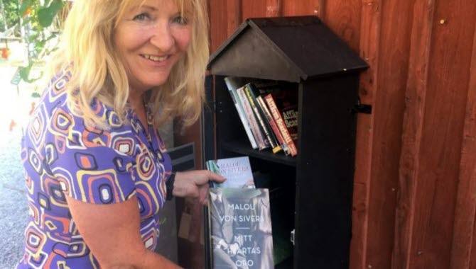 Malou von Sivers med bokskåp på Not Quite.