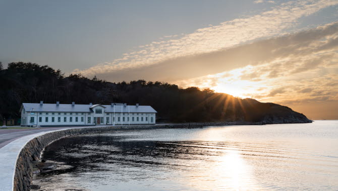 Solnedgång över Kurhotellet Marstrand