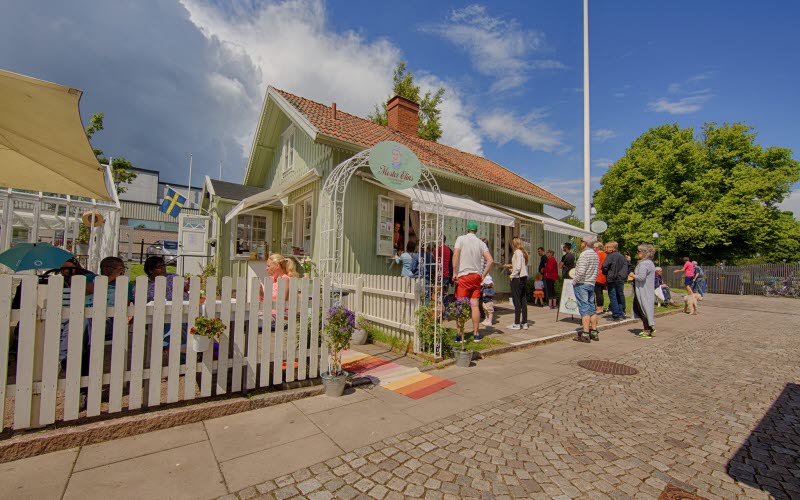 Moster Elins Glasscafé i Hjo Hamn