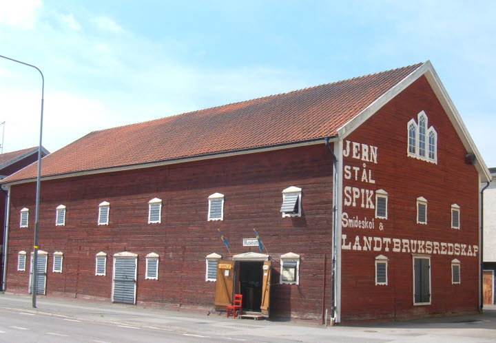Töreboda-Björkängs hembygdsmuseum