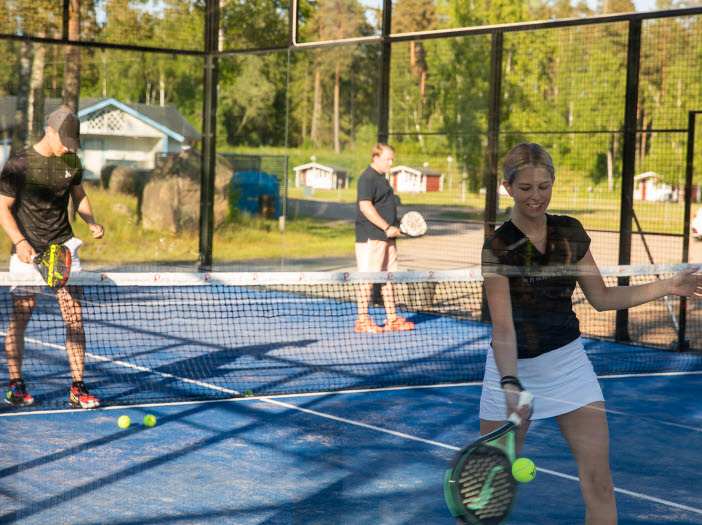Padelbanor i Skara