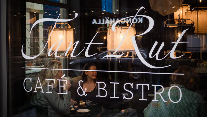 Tant Rut Café & Bistro