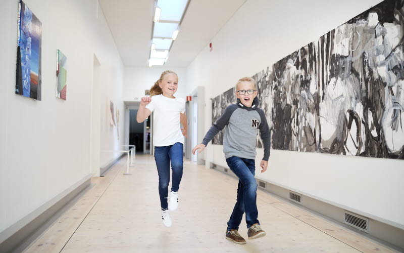 Barn aktiverar sig på Bohusläns Museum