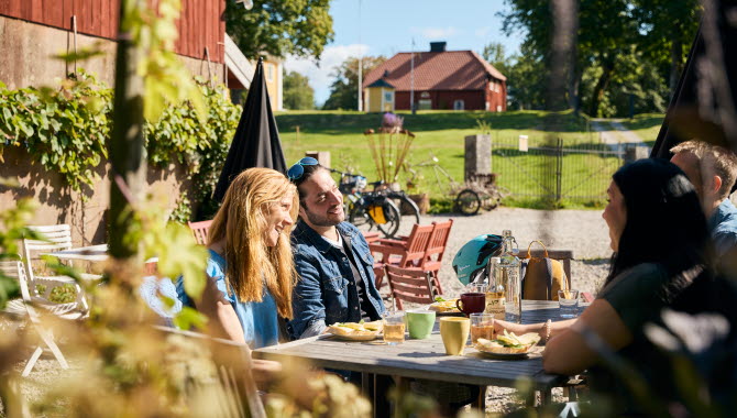 Fika vid Hemma på Källebacka
