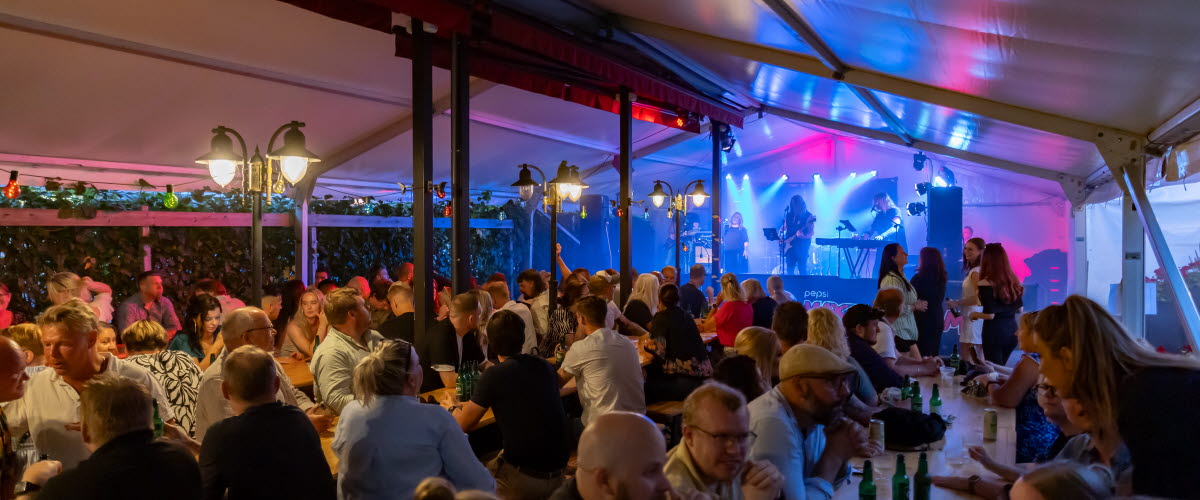 Festtält under Fallens Dagar