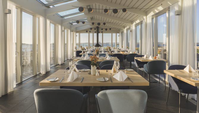 Gullmarsstrand hotell