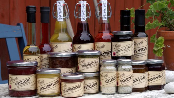 A fine assortment of Resville's jam, curd, juice and lemonade.