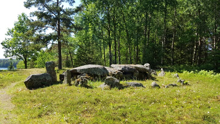 Hällkista