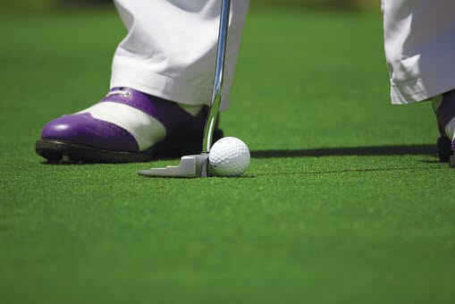 SPELA GOLF OCH BO i HERRGÅRDSMILJÖ