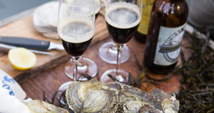Porter and oysters