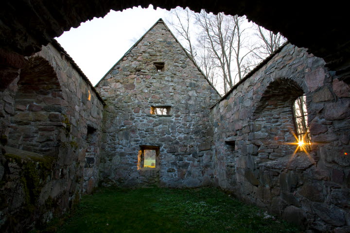 Fanneslunda Kyrkoruin I Ulricehamn