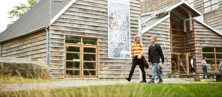 Barn aktiverar sig på Vitlycke museum