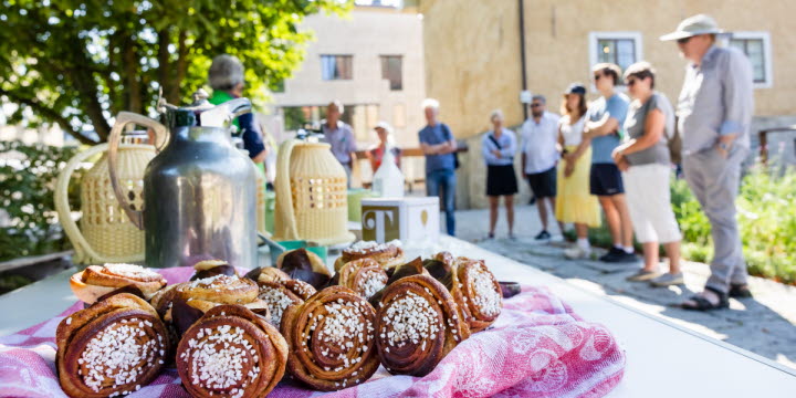 fika in the summer outside
