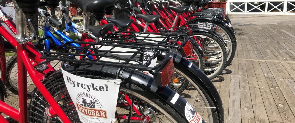 Restaurang Bryggans cyklar på rad