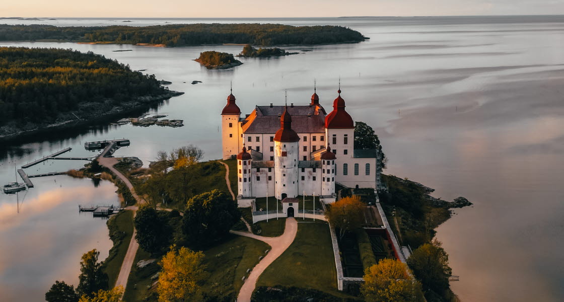Läckö Castle and the trail Biosfärleden