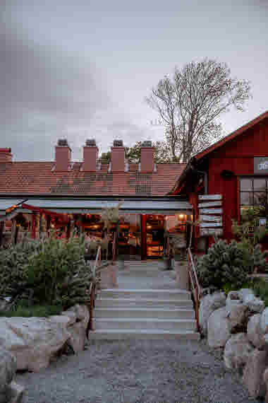 Kläpphagen, Koster