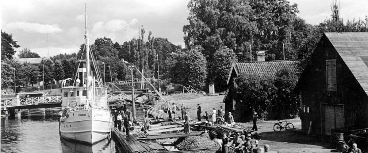 Archive image of the Göta Canal area in Karlsborg